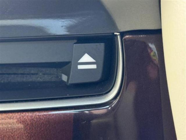 クラウンハイブリッド ハイブリッドロイヤルサルーン　純正　ＳＤナビ／衝突安全装置／シートヒーター／ドライブレコーダー　純正／ヘッドランプ　ＨＩＤ／Ｂｌｕｅｔｏｏｔｈ接続／ＥＴＣ／ＥＢＤ付ＡＢＳ／横滑り防止装置／アイドリングストップ　衝突被害軽減システム（13枚目）