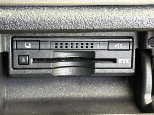 クラウンハイブリッド ハイブリッドロイヤルサルーン　純正　ＳＤナビ／衝突安全装置／シートヒーター／ドライブレコーダー　純正／ヘッドランプ　ＨＩＤ／Ｂｌｕｅｔｏｏｔｈ接続／ＥＴＣ／ＥＢＤ付ＡＢＳ／横滑り防止装置／アイドリングストップ　衝突被害軽減システム（17枚目）