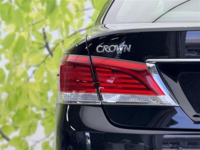 クラウンハイブリッド ハイブリッドロイヤルサルーン　純正　ＳＤナビ／衝突安全装置／シートヒーター／ドライブレコーダー　純正／ヘッドランプ　ＨＩＤ／Ｂｌｕｅｔｏｏｔｈ接続／ＥＴＣ／ＥＢＤ付ＡＢＳ／横滑り防止装置／アイドリングストップ　衝突被害軽減システム（41枚目）