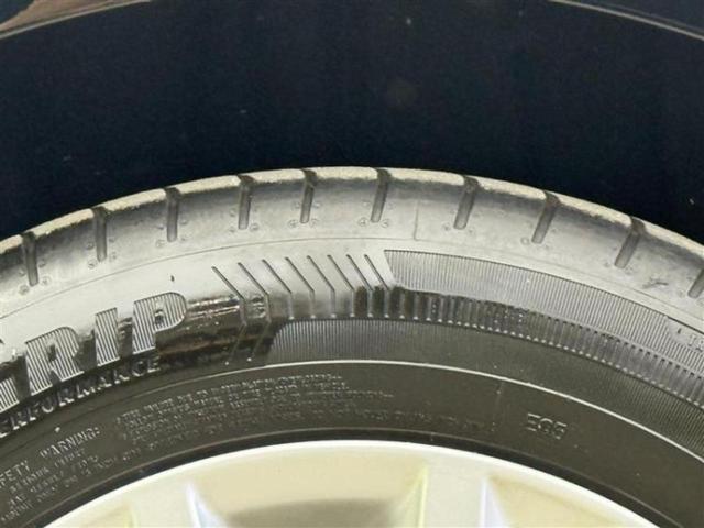 クラウンハイブリッド ハイブリッドロイヤルサルーン　純正　ＳＤナビ／衝突安全装置／シートヒーター／ドライブレコーダー　純正／ヘッドランプ　ＨＩＤ／Ｂｌｕｅｔｏｏｔｈ接続／ＥＴＣ／ＥＢＤ付ＡＢＳ／横滑り防止装置／アイドリングストップ　衝突被害軽減システム（44枚目）