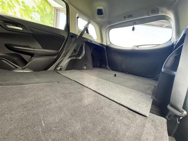 シャトル ４ＷＤ　Ｇ・ホンダセンシング　新品タイヤ／保証書／純正　８インチ　ＳＤナビ／ホンダセンシング／車線逸脱防止支援システム／パーキングアシスト　バックガイド／オートステップ／ドライブレコーダー　前後／ヘッドランプ　ＬＥＤ　バックカメラ（7枚目）