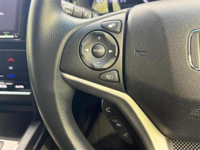 シャトル ４ＷＤ　Ｇ・ホンダセンシング　新品タイヤ／保証書／純正　８インチ　ＳＤナビ／ホンダセンシング／車線逸脱防止支援システム／パーキングアシスト　バックガイド／オートステップ／ドライブレコーダー　前後／ヘッドランプ　ＬＥＤ　バックカメラ（14枚目）