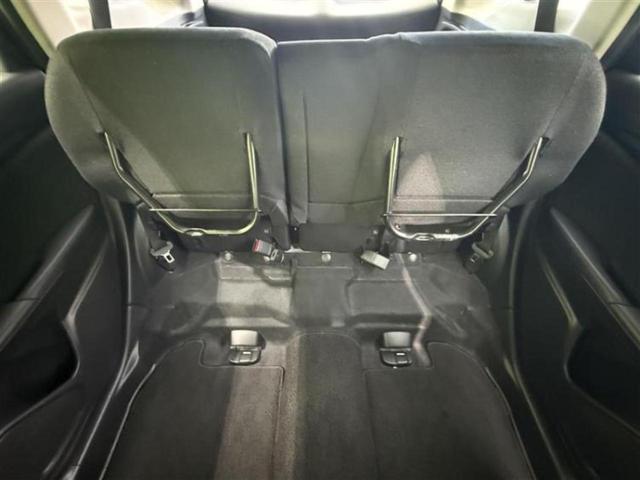 シャトル ４ＷＤ　Ｇ・ホンダセンシング　新品タイヤ／保証書／純正　８インチ　ＳＤナビ／ホンダセンシング／車線逸脱防止支援システム／パーキングアシスト　バックガイド／オートステップ／ドライブレコーダー　前後／ヘッドランプ　ＬＥＤ　バックカメラ（20枚目）