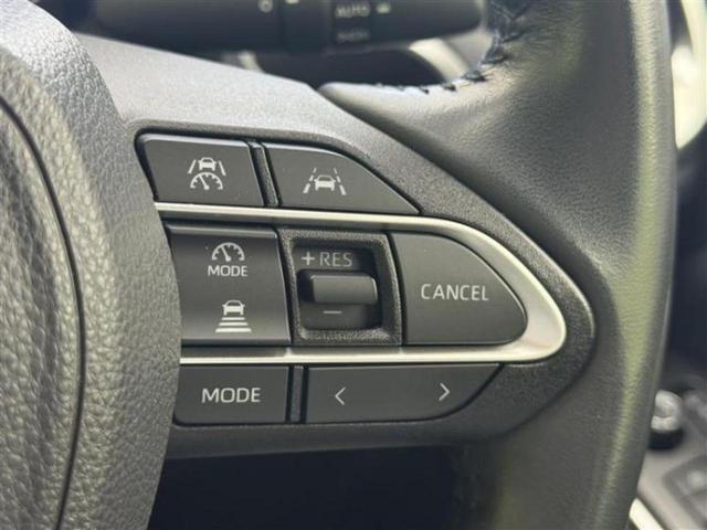 ノア ハイブリッドＳ－Ｚ　新品タイヤ／純正　１０．５インチ　ナビ／衝突安全装置／両側電動スライドドア／シートヒーター／車線逸脱防止支援システム／ヘッドランプ　ＬＥＤ／Ｂｌｕｅｔｏｏｔｈ接続／ＨＤＭＩ接続／ＥＴＣ２．０　禁煙車（18枚目）