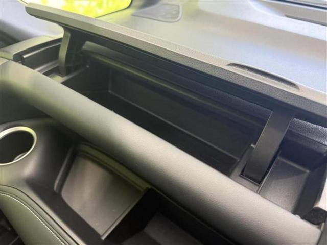 ノア ハイブリッドＳ－Ｚ　新品タイヤ／純正　１０．５インチ　ナビ／衝突安全装置／両側電動スライドドア／シートヒーター／車線逸脱防止支援システム／ヘッドランプ　ＬＥＤ／Ｂｌｕｅｔｏｏｔｈ接続／ＨＤＭＩ接続／ＥＴＣ２．０　禁煙車（33枚目）