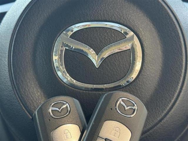 デミオ ＸＤツーリングＬパッケージ　保証書／純正　ＳＤナビ／衝突安全装置／シートヒーター　前席／シート　ハーフレザー／ヘッドランプ　ＬＥＤ／Ｂｌｕｅｔｏｏｔｈ接続／ＥＴＣ／ＥＢＤ付ＡＢＳ／横滑り防止装置／アイドリングストップ　禁煙車（16枚目）