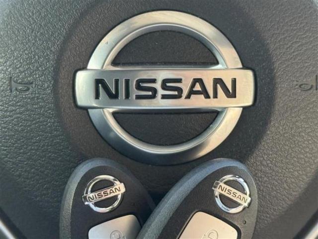 セレナ ハイウェイスターＶ　新品タイヤ／社外　１１インチ　ＳＤナビ／フリップダウンモニター　社外　１２．８インチ／衝突安全装置／両側電動スライドドア／車線逸脱防止支援システム／ヘッドランプ　ＬＥＤ／ＥＴＣ／ＥＢＤ付ＡＢＳ（17枚目）