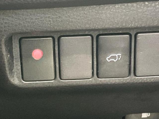 ハリアー プレミアム 保証書/純正 9インチ SDナビ/衝突安全装置/車線逸脱防止支援システム/シート ハーフレザー/パーキングアシスト バックガイド/電動バックドア/ドライブレコーダー 社外 衝突被害軽減システム 禁煙車(16枚目)