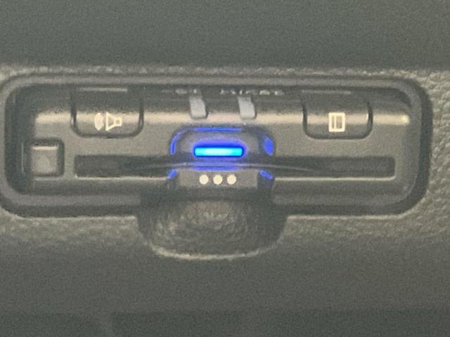 Ｎ－ＯＮＥ ＲＳ　新品タイヤ／保証書／純正　９インチ　ＳＤナビ／ホンダセンシング／シートヒーター／車線逸脱防止支援システム／ヘッドランプ　ＬＥＤ／ＵＳＢジャック／Ｂｌｕｅｔｏｏｔｈ接続／ＥＴＣ／ＥＢＤ付ＡＢＳ　ターボ（13枚目）