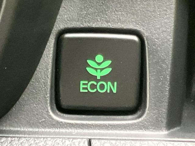 Ｎ－ＯＮＥ ＲＳ　新品タイヤ／保証書／純正　９インチ　ＳＤナビ／ホンダセンシング／シートヒーター／車線逸脱防止支援システム／ヘッドランプ　ＬＥＤ／ＵＳＢジャック／Ｂｌｕｅｔｏｏｔｈ接続／ＥＴＣ／ＥＢＤ付ＡＢＳ　ターボ（16枚目）