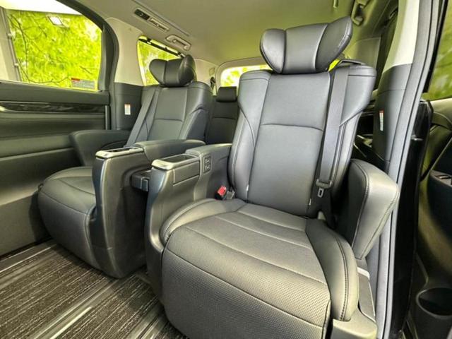 アルファード S Cパッケージ サンルーフ/保証書/社外 11インチ SDナビ/フリップダウンモニター 社外 12.8インチ/トヨタセーフティセンス/両側電動スライドドア/エアーシート 前席/車線逸脱防止支援システム バックカメラ(6枚目)