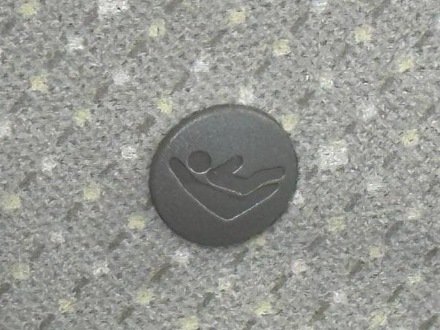 N-BOX G・Lパッケージ 社外 ナビ/電動スライドドア/パーキングアシスト バックガイド/Bluetooth接続/ETC/EBD付ABS/横滑り防止装置/アイドリングストップ/バックモニター/フルセグTV/DVD バックカメラ(40枚目)