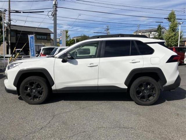 RAV4 4WDアドベンチャーオフロードパッケージ2 保証書/ディスプレイオーディオ/デジタルインナーミラー/衝突安全装置/エアーシート 前席/車線逸脱防止支援システム/シート フルレザー/ヘッドランプ LED/Bluetooth接続/ETC 革シート(2枚目)