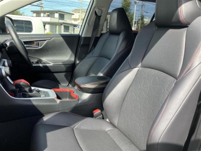 RAV4 4WDアドベンチャーオフロードパッケージ2 保証書/ディスプレイオーディオ/デジタルインナーミラー/衝突安全装置/エアーシート 前席/車線逸脱防止支援システム/シート フルレザー/ヘッドランプ LED/Bluetooth接続/ETC 革シート(5枚目)