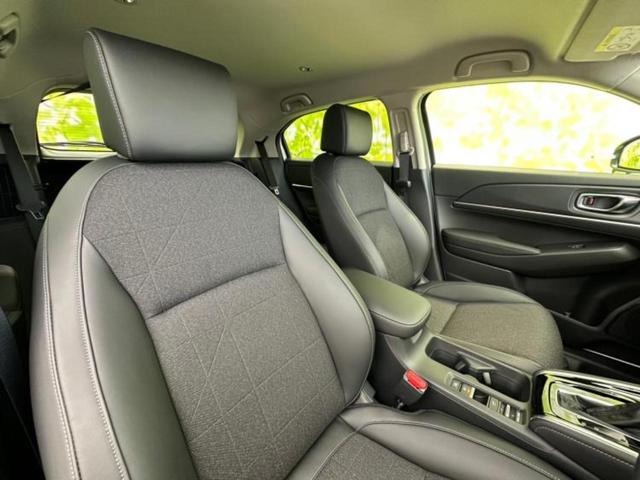 ヴェゼル eHEV Z 保証書/ディスプレイオーディオ+ナビ9インチ/衝突安全装置/シートヒーター 前席/車線逸脱防止支援システム/パーキングアシスト バックガイド/電動バックドア/登録済未使用車 衝突被害軽減システム(8枚目)