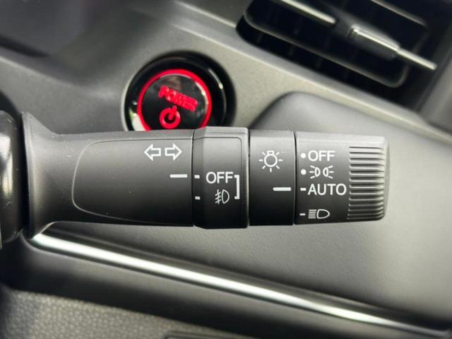 ヴェゼル eHEV Z 保証書/ディスプレイオーディオ+ナビ9インチ/衝突安全装置/シートヒーター 前席/車線逸脱防止支援システム/パーキングアシスト バックガイド/電動バックドア/登録済未使用車 衝突被害軽減システム(18枚目)