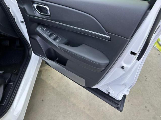 ヴェゼル eHEV Z 保証書/ディスプレイオーディオ+ナビ9インチ/衝突安全装置/シートヒーター 前席/車線逸脱防止支援システム/パーキングアシスト バックガイド/電動バックドア/登録済未使用車 衝突被害軽減システム(27枚目)