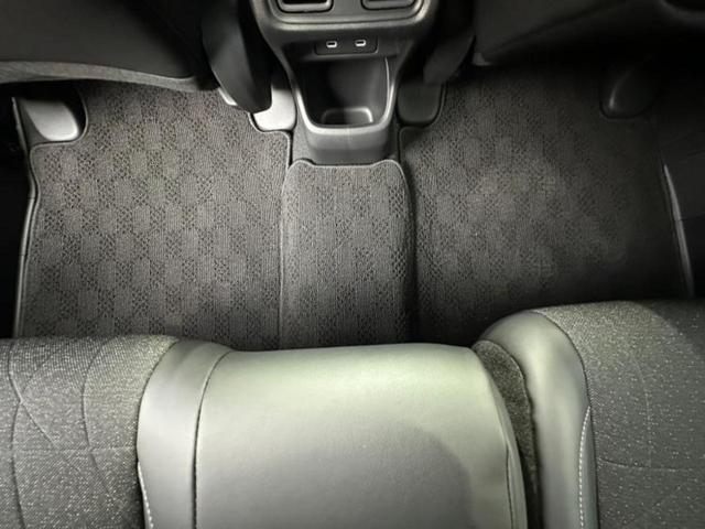 ヴェゼル eHEV Z 保証書/ディスプレイオーディオ+ナビ9インチ/衝突安全装置/シートヒーター 前席/車線逸脱防止支援システム/パーキングアシスト バックガイド/電動バックドア/登録済未使用車 衝突被害軽減システム(31枚目)