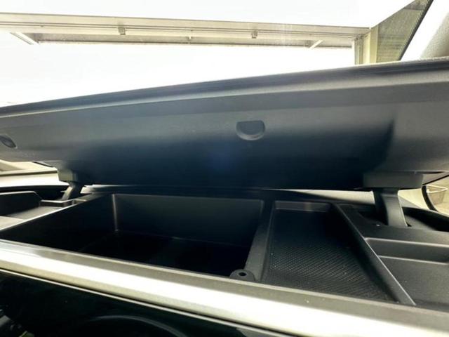 ステップワゴンスパーダ 4WDスパーダ・ホンダセンシング 保証書/純正 10インチ SDナビ/電動スライドドア/パーキングアシスト バックガイド/ヘッドランプ LED/USBジャック/Bluetooth接続/ETC/EBD付ABS バックカメラ ワンオーナー(39枚目)