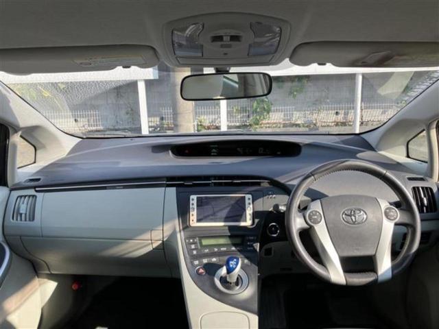 プリウス Ｓ　ＬＥＤエディション　新品タイヤ／純正　ＳＤナビ／パーキングアシスト　バックガイド／ヘッドランプ　ＬＥＤ／ＥＴＣ／ＥＢＤ付ＡＢＳ／横滑り防止装置／アイドリングストップ／バックモニター／ワンセグＴＶ／禁煙車　バックカメラ（4枚目）