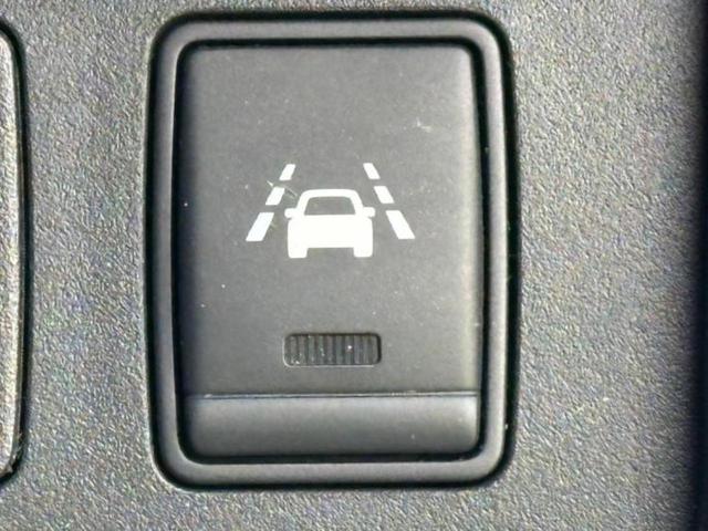 セレナ ハイウェイスターＨＶ　保証書／純正　９インチ　ＳＤナビ／電動スライドドア／パーキングアシスト　バックガイド／ヘッドランプ　ＬＥＤ／Ｂｌｕｅｔｏｏｔｈ接続／ＥＴＣ／ＥＢＤ付ＡＢＳ／横滑り防止装置　バックカメラ　禁煙車（32枚目）