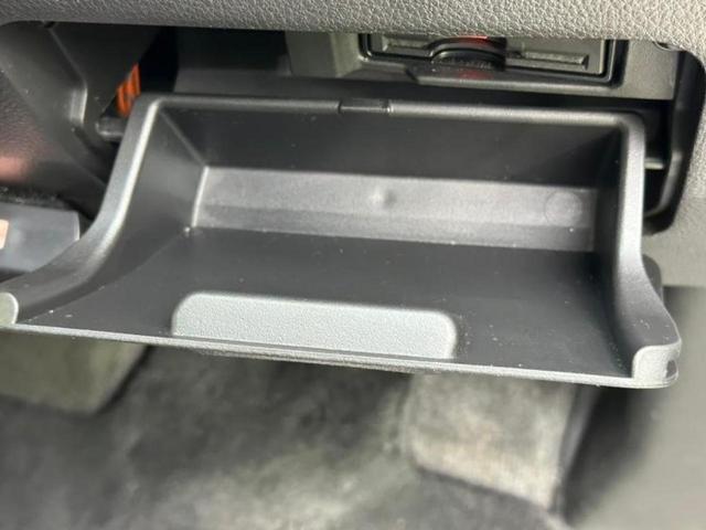 セレナ ハイウェイスターＨＶ　保証書／純正　９インチ　ＳＤナビ／電動スライドドア／パーキングアシスト　バックガイド／ヘッドランプ　ＬＥＤ／Ｂｌｕｅｔｏｏｔｈ接続／ＥＴＣ／ＥＢＤ付ＡＢＳ／横滑り防止装置　バックカメラ　禁煙車（38枚目）