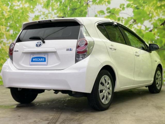 アクア Ｓ　純正　ＳＤナビ／シートヒーター　前席／Ｂｌｕｅｔｏｏｔｈ接続／ＥＴＣ／ＥＢＤ付ＡＢＳ／横滑り防止装置／アイドリングストップ／ワンセグＴＶ／禁煙車／エアバッグ　運転席／エアバッグ　助手席（3枚目）