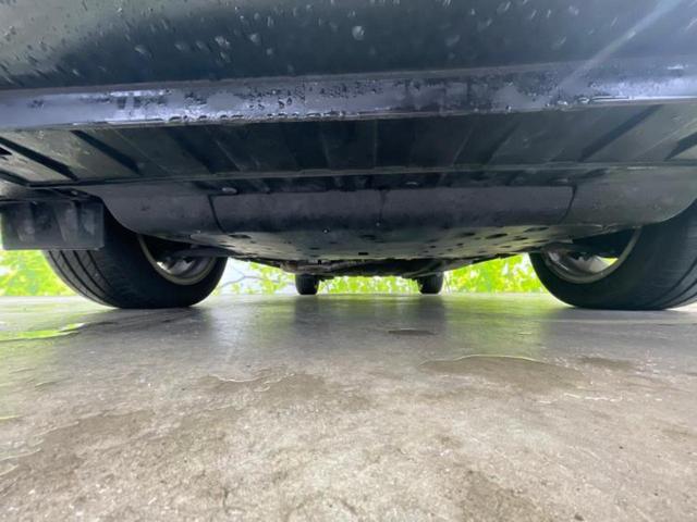 ヴェゼル ハイブリッドＺ　新品タイヤ／保証書／純正　ＳＤナビ／衝突安全装置／シートヒーター　運転席／シート　ハーフレザー／ヘッドランプ　ＬＥＤ／Ｂｌｕｅｔｏｏｔｈ接続／ＥＴＣ／ＥＢＤ付ＡＢＳ／横滑り防止装置　バックカメラ（48枚目）