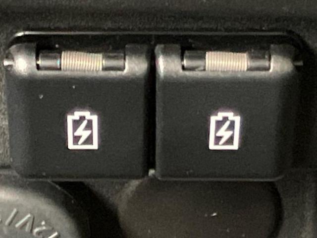 スペーシアカスタム ハイブリッドＸＳ　新品タイヤ／保証書／社外　ＳＤナビ／セーフティサポート（スズキ）／両側電動スライドドア／シートヒーター／車線逸脱防止支援システム／ドライブレコーダー　前後／ヘッドランプ　ＬＥＤ／ＵＳＢジャック　禁煙車（16枚目）