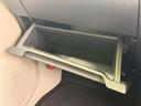 Ｓ　保証書／エマージェンシーブレーキ／ＵＳＢジャック／ＥＢＤ付ＡＢＳ／横滑り防止装置／禁煙車／エアバッグ　運転席／エアバッグ　助手席／エアバッグ　サイド／衝突安全ボディ／パワーウインドウ　盗難防止装置（16枚目）