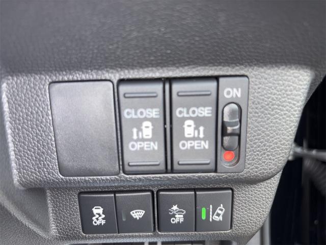 フリードハイブリッド ハイブリッド・G 車検2年付き!!、純正ナビ(CD、DVD、TV、ラジオ、Bluetooth、USB)、ETC、ドラレコFR、ホンダセンシング、LEDヘッドライト、両側パワースライドドア、シートヒーター、純正15アルミ(35枚目)