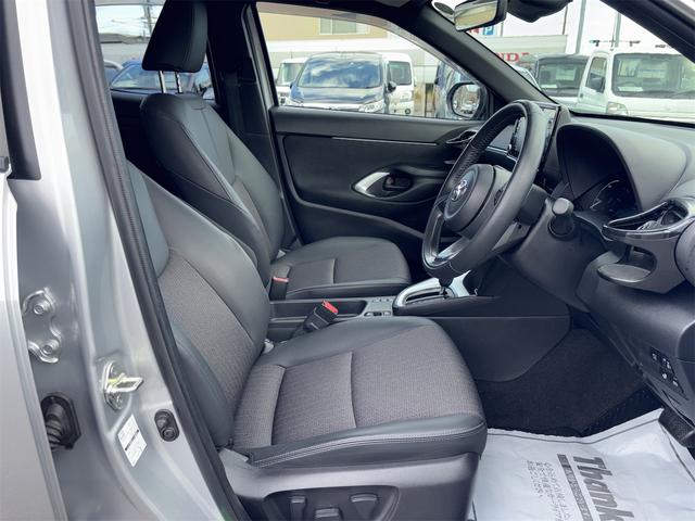 ヤリスクロス ハイブリッドＺ　純正ディスプレイオーディオ（ラジオ、スマホ連携、ＵＳＢ）、シートヒーター、ハンドルヒーター、モデリスタ、純正ミラードラレコ、純正アルミホイール、全方位モニター（19枚目）