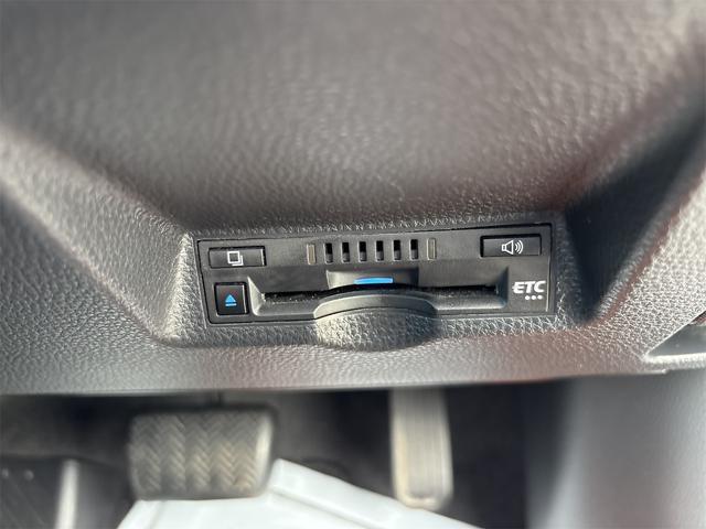 ヤリスクロス ハイブリッドＺ　純正ディスプレイオーディオ（ラジオ、スマホ連携、ＵＳＢ）、シートヒーター、ハンドルヒーター、モデリスタ、純正ミラードラレコ、純正アルミホイール、全方位モニター（38枚目）