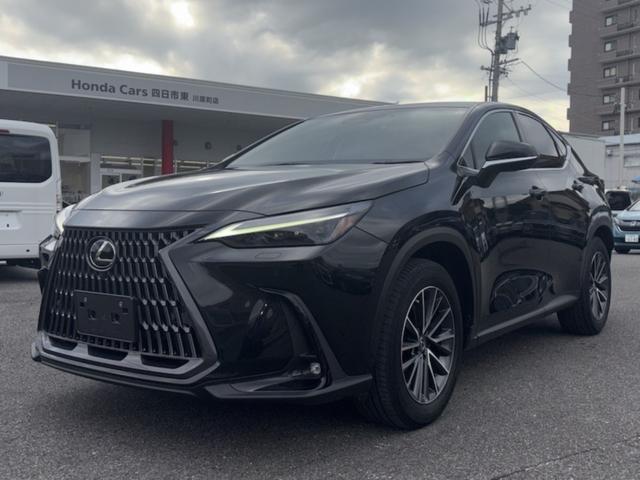 NX NX250 バージョンL 車検2年付き、純正ナビ(フルセグ・スマホ連携)、パノラマビューカメラ、ETC2.0、純正アルミ、パワーシート、シートヒーター&クーラー、LEDヘッドライト、ハンドルヒーター、レザーシート(2枚目)