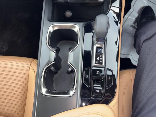 NX NX250 バージョンL 車検2年付き、純正ナビ(フルセグ・スマホ連携)、パノラマビューカメラ、ETC2.0、純正アルミ、パワーシート、シートヒーター&クーラー、LEDヘッドライト、ハンドルヒーター、レザーシート(46枚目)