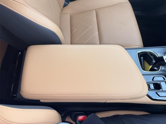 NX NX250 バージョンL 車検2年付き、純正ナビ(フルセグ・スマホ連携)、パノラマビューカメラ、ETC2.0、純正アルミ、パワーシート、シートヒーター&クーラー、LEDヘッドライト、ハンドルヒーター、レザーシート(50枚目)