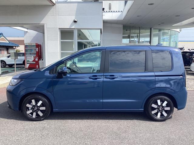 フリード エアー EX 純正8インチナビ(5枚目)