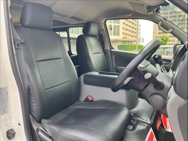 NV350キャラバンバン 5ドア ディーゼル プレミアムGX 4WD リアヒーター リアクーラー ベットキット(ベット新品) ETC バックカメラ 日産メモリーナビ(MC313D-W) オートライト(3枚目)