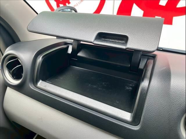 NV350キャラバンバン 5ドア ディーゼル プレミアムGX 4WD リアヒーター リアクーラー ベットキット(ベット新品) ETC バックカメラ 日産メモリーナビ(MC313D-W) オートライト(21枚目)