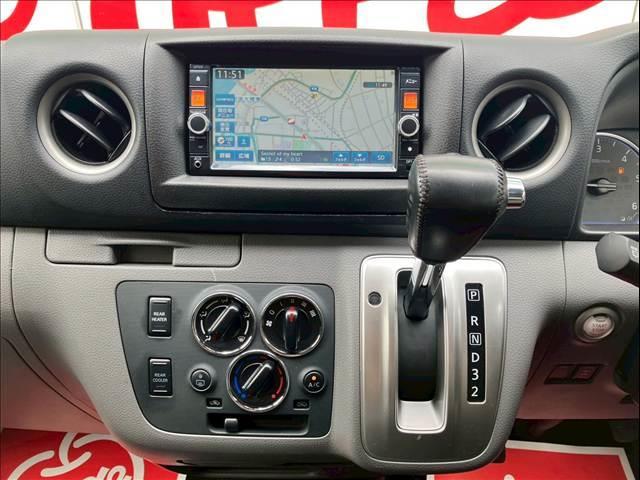 NV350キャラバンバン 5ドア ディーゼル プレミアムGX 4WD リアヒーター リアクーラー ベットキット(ベット新品) ETC バックカメラ 日産メモリーナビ(MC313D-W) オートライト(28枚目)