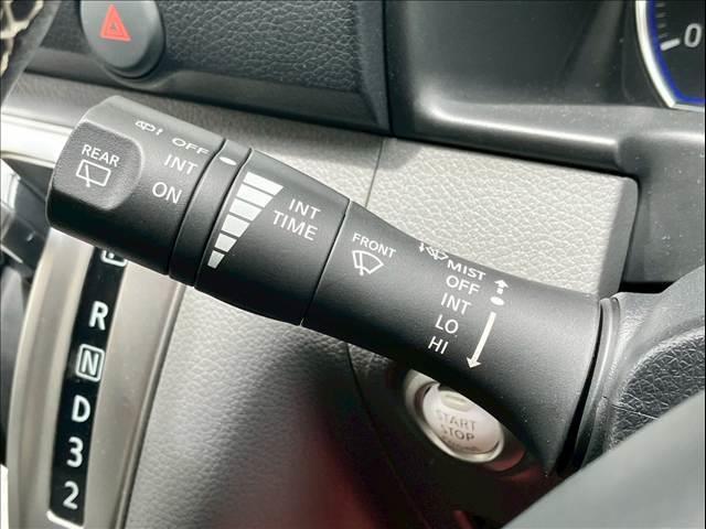 NV350キャラバンバン 5ドア ディーゼル プレミアムGX 4WD リアヒーター リアクーラー ベットキット(ベット新品) ETC バックカメラ 日産メモリーナビ(MC313D-W) オートライト(34枚目)