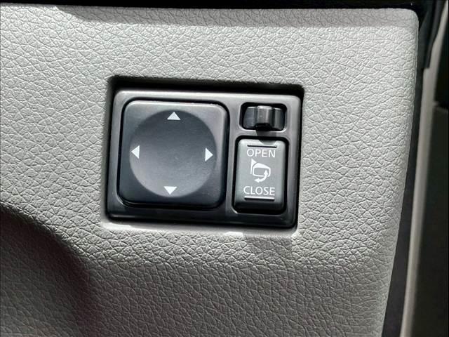 NV350キャラバンバン 5ドア ディーゼル プレミアムGX 4WD リアヒーター リアクーラー ベットキット(ベット新品) ETC バックカメラ 日産メモリーナビ(MC313D-W) オートライト(36枚目)