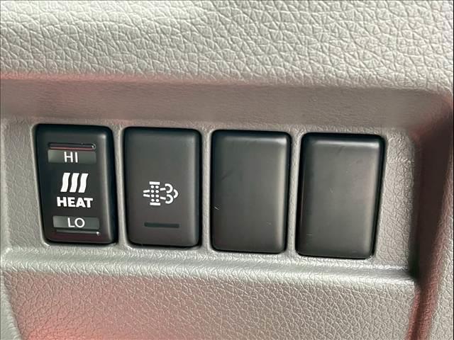 NV350キャラバンバン 5ドア ディーゼル プレミアムGX 4WD リアヒーター リアクーラー ベットキット(ベット新品) ETC バックカメラ 日産メモリーナビ(MC313D-W) オートライト(37枚目)