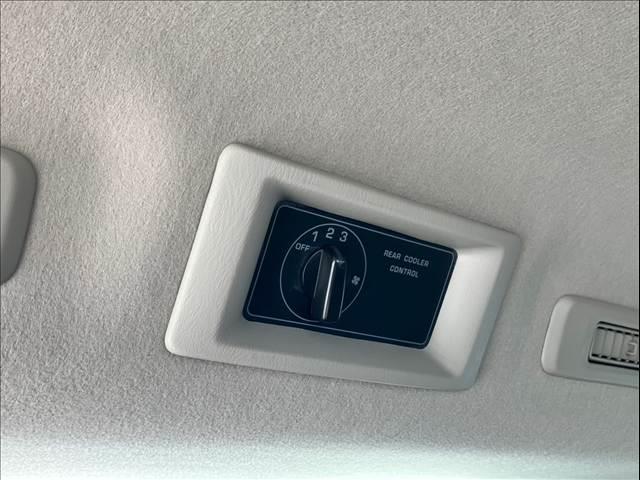 NV350キャラバンバン 5ドア ディーゼル プレミアムGX 4WD リアヒーター リアクーラー ベットキット(ベット新品) ETC バックカメラ 日産メモリーナビ(MC313D-W) オートライト(41枚目)