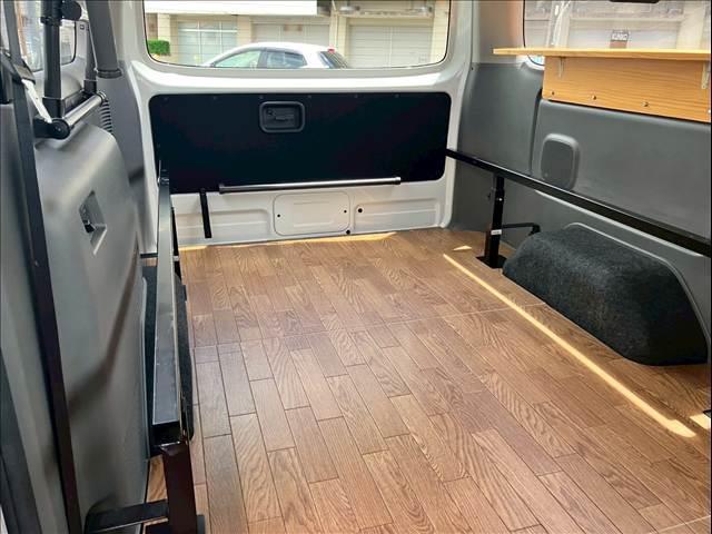 NV350キャラバンバン 5ドア ディーゼル プレミアムGX 4WD リアヒーター リアクーラー ベットキット(ベット新品) ETC バックカメラ 日産メモリーナビ(MC313D-W) オートライト(51枚目)