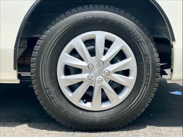 NV350キャラバンバン 5ドア ディーゼル プレミアムGX 4WD リアヒーター リアクーラー ベットキット(ベット新品) ETC バックカメラ 日産メモリーナビ(MC313D-W) オートライト(54枚目)