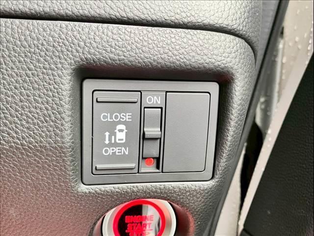 Ｎ－ＢＯＸカスタム カスタム　Ｇ・Ｌ　Ｈｏｎｄａ　ＳＥＮＳＩＮＧ　バックカメラ　ＥＴＣ　シートヒーター　左電動スライド　アダプティブクルーズコントロール　社外メモリーナビ（ＭＤＶ－Ｓ７０８Ｌ）（31枚目）