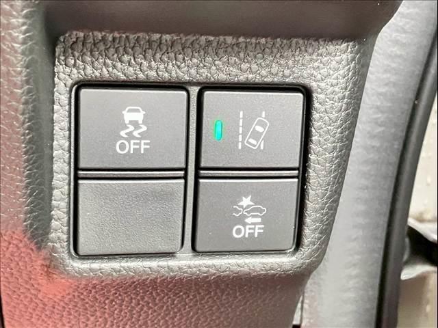 Ｎ－ＢＯＸカスタム カスタム　Ｇ・Ｌ　Ｈｏｎｄａ　ＳＥＮＳＩＮＧ　バックカメラ　ＥＴＣ　シートヒーター　左電動スライド　アダプティブクルーズコントロール　社外メモリーナビ（ＭＤＶ－Ｓ７０８Ｌ）（32枚目）