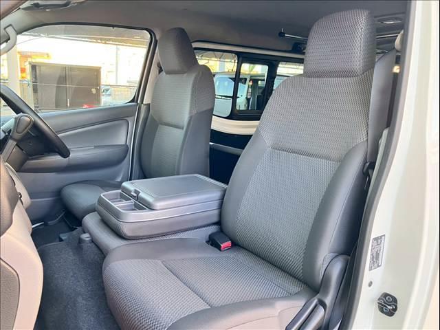 ＮＶ３５０キャラバンバン ロングＤＸターボＥＸパッケージ　エマージェンシーブレーキ　ＥＴＣ　ＶＤＣ　ＡＭ／ＦＭオーディオ　両側スライド　パワーステアリング　パワーウィンドウ（前席）　エアバック　３／６人乗り　ディーゼル（14枚目）