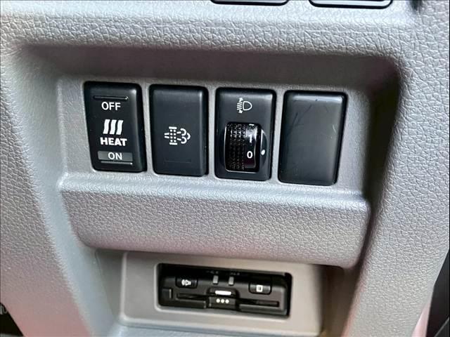ＮＶ３５０キャラバンバン ロングＤＸターボＥＸパッケージ　エマージェンシーブレーキ　ＥＴＣ　ＶＤＣ　ＡＭ／ＦＭオーディオ　両側スライド　パワーステアリング　パワーウィンドウ（前席）　エアバック　３／６人乗り　ディーゼル（33枚目）